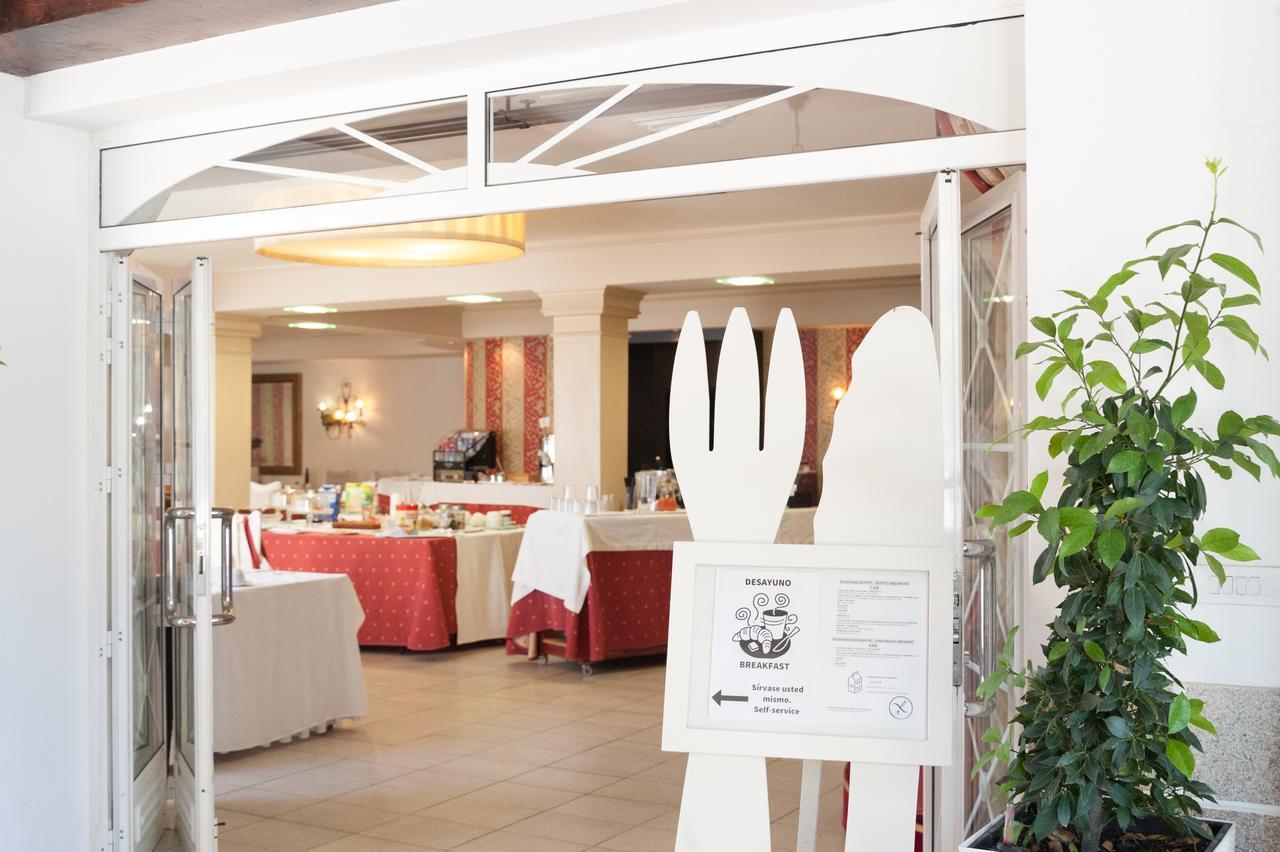 רדונדולה Hostal Antolin מראה חיצוני תמונה